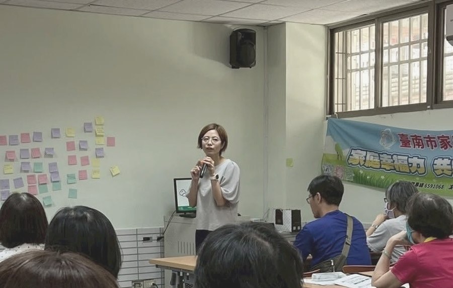Community workshop on recognising child maltreatment, Tainan City Family Education Center